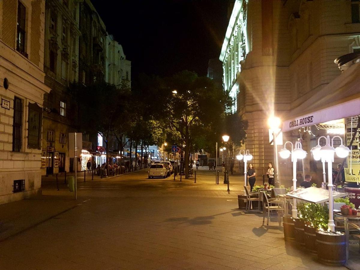 Like Studio City Centrum, Wifi, Terrace Budapešť Exteriér fotografie